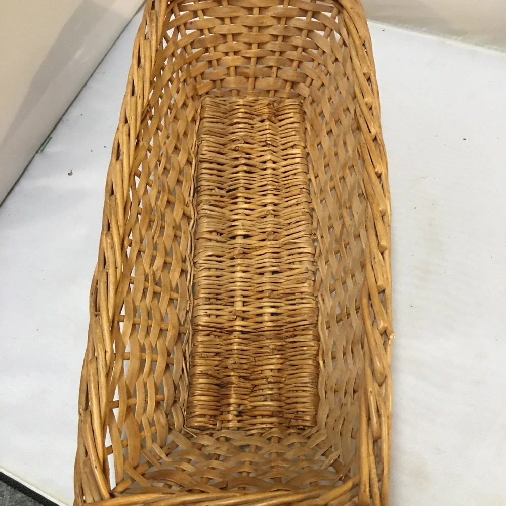 Woven Wicker Basket Unisex OS Brown Rectangular Storage Decor Cottagecore Bread